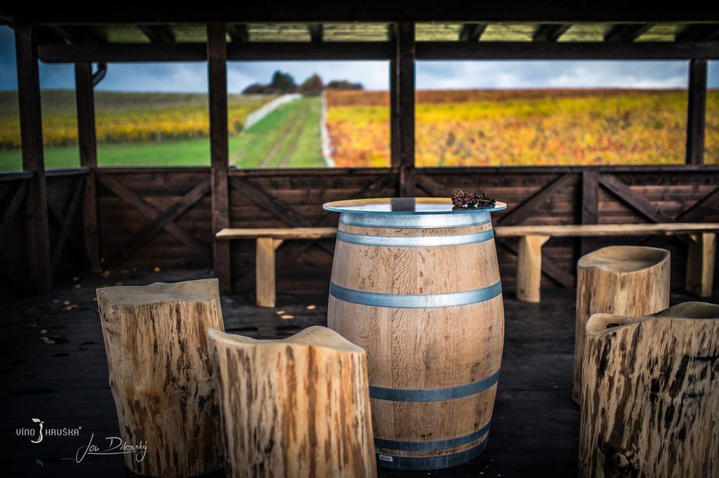 Penzion Vino Hruska Blatnicka Экстерьер фото